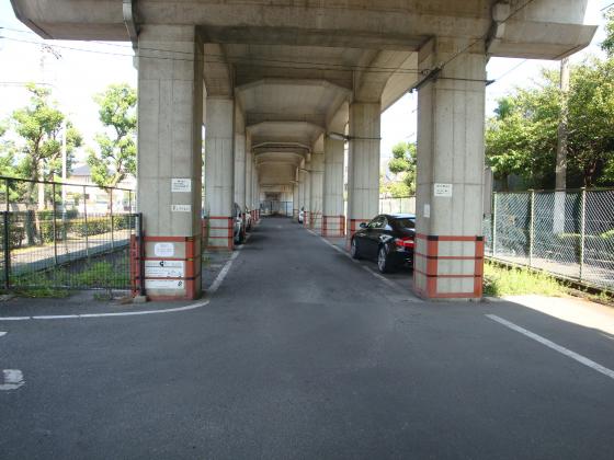 Pat八尾高架下１号駐車場 近鉄の駐車場のご案内 大阪 兵庫 奈良 三重